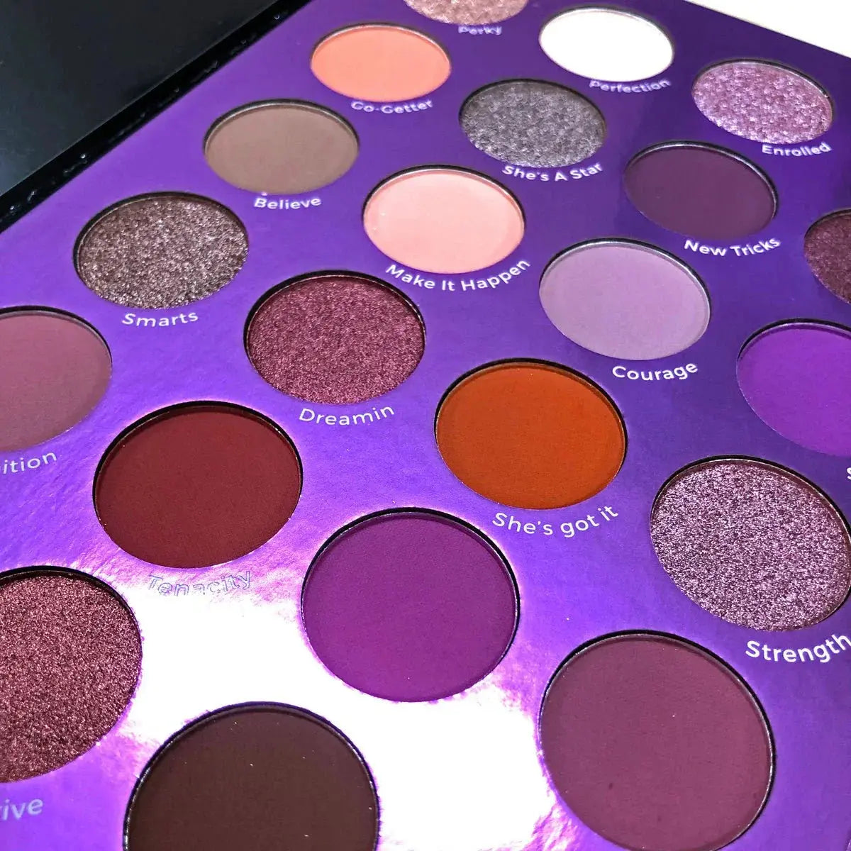 Rude Legally Nude – 24 Eyeshadow Palette - LAB BEAUTY