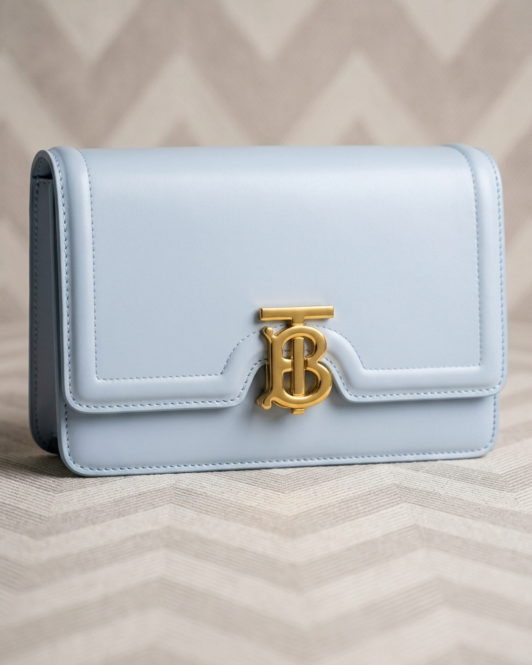 Luxury Monogram Logo Crossbody Bag – Designer Smooth Leather Shoulder Bag with Gold-Tone Hardware & Magnetic Flap