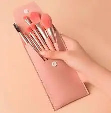 MAKEUP BRUSHES"Flawless looks, one brush at a time." - LAB BEAUTY