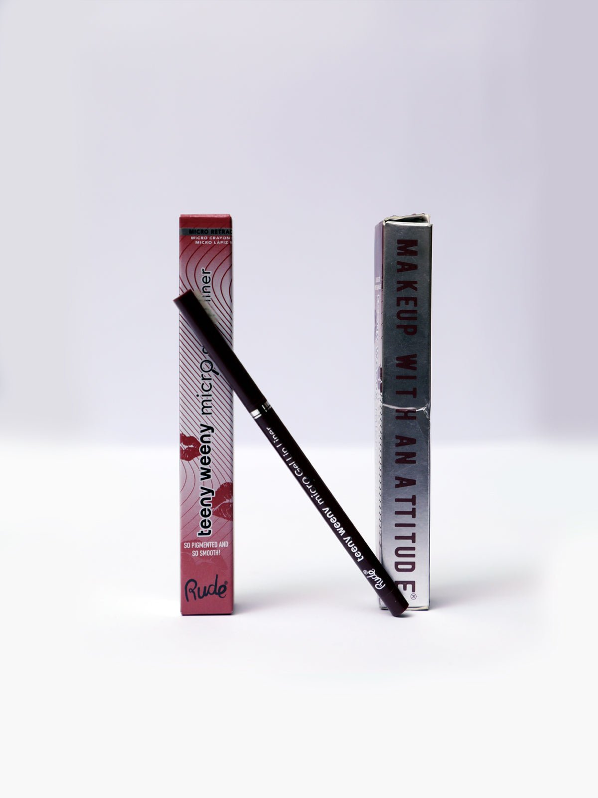 Lip Liner That Shapes With Ultra Precision