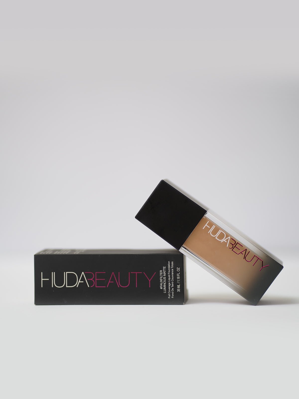 Huda Beauty Faux Filter Foundation