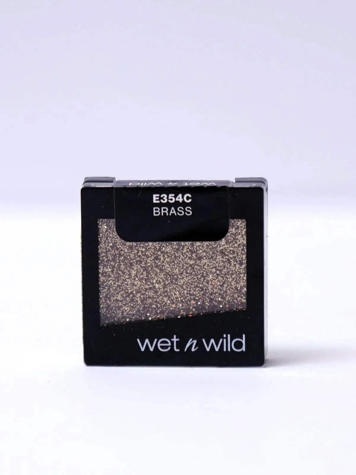 Glitter Eyeshadow for Stunning, Long-Lasting Glamour - LAB BEAUTY