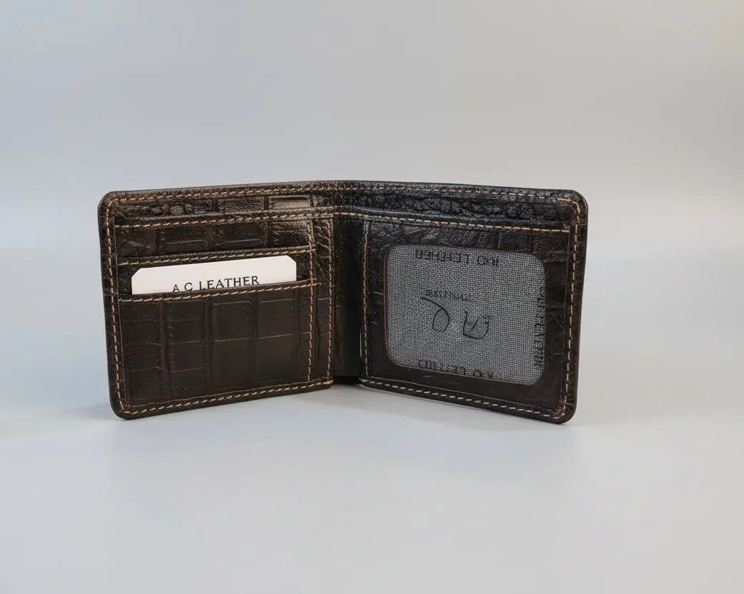Leather Premium Men's Collection – Croc-Embossed and Distressed Handcrafted Bifold Wallets LAB BEAUTY