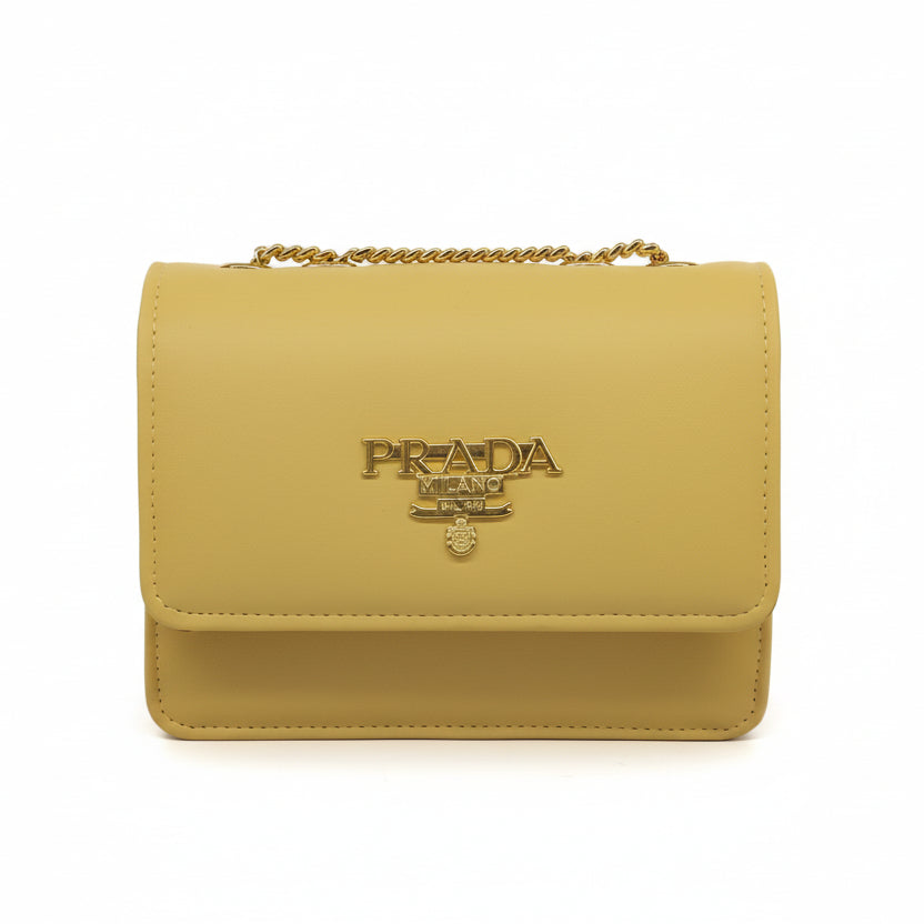 Elegant Quilted Flap Crossbody Bag – Luxury Inspired Gold-Tone Chain Shoulder Bag for Women (Beige/Nude)