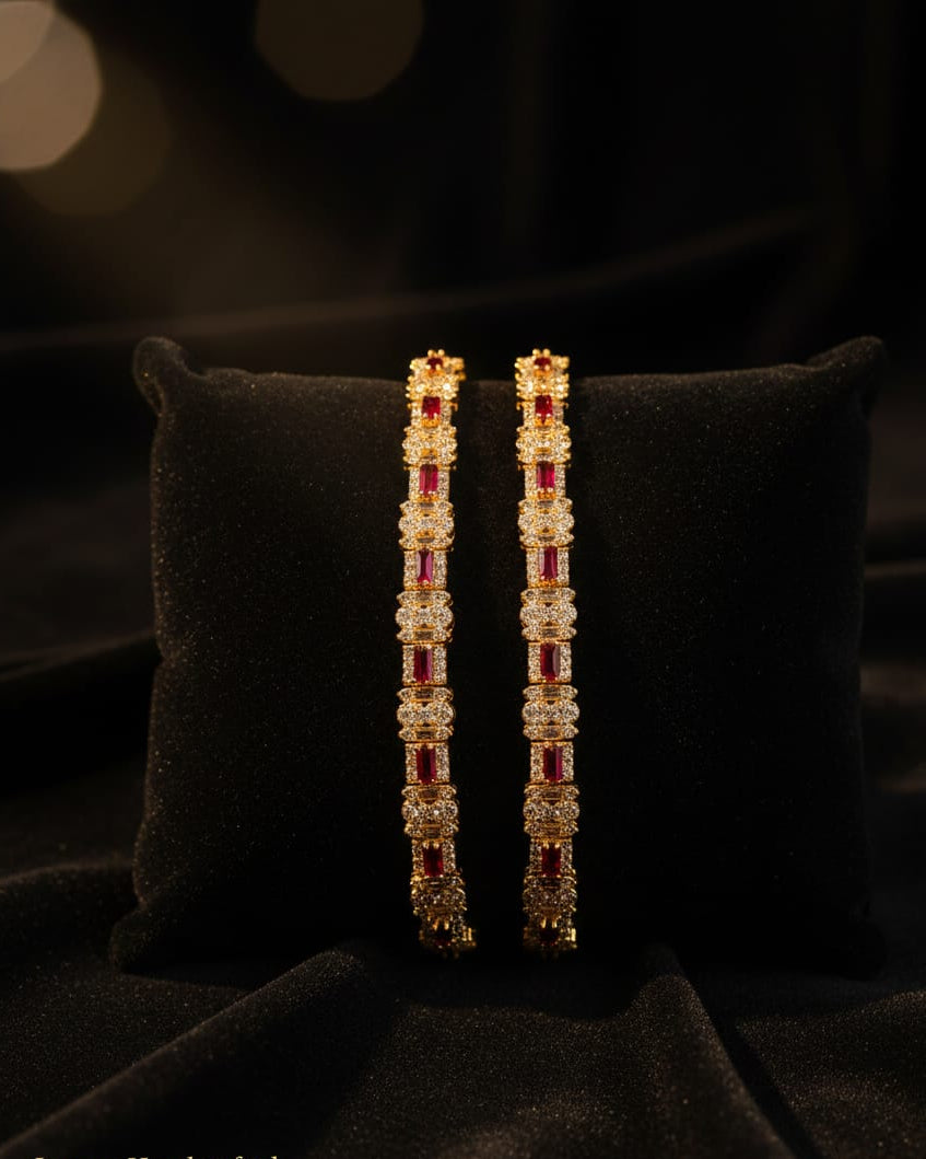 Luxury Gold-Tone Tennis Bracelet – Ruby Red & Clear Crystal Links