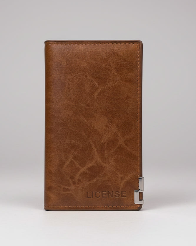 A-Q Leather Artisan Collection – Handcrafted Distressed Bifold & Luxury Croc-Embossed Wallets