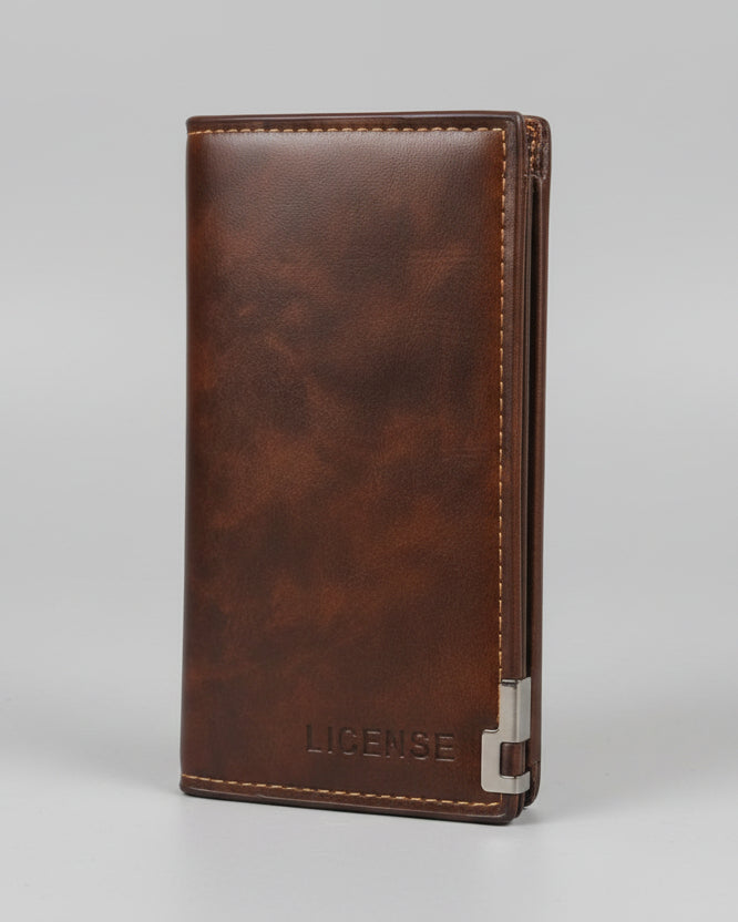 A-Q Leather Artisan Collection – Handcrafted Distressed Bifold & Luxury Croc-Embossed Wallets