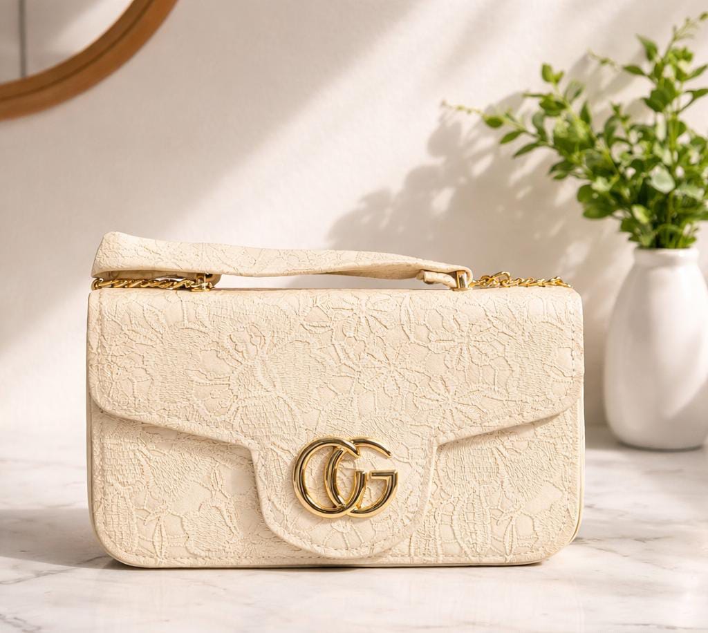 Elegant Floral Lace Crossbody – Vintage-Inspired Evening Bag with Gold Hardware