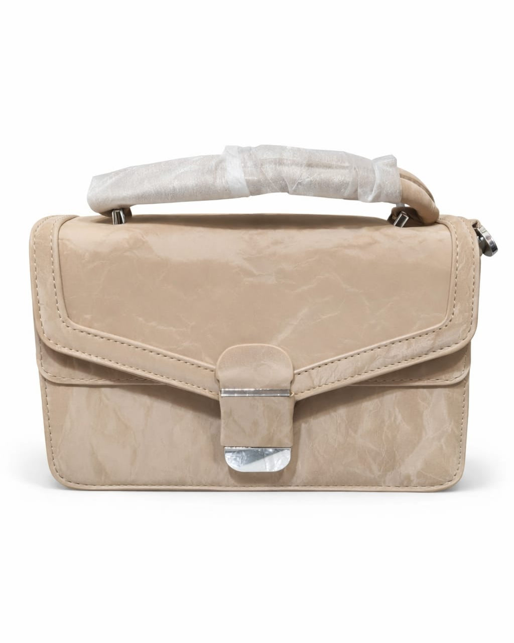Beige Crinkled Leather Top-Handle Crossbody Bag – Elegant Envelope Flap Handbag with Silver Hardware